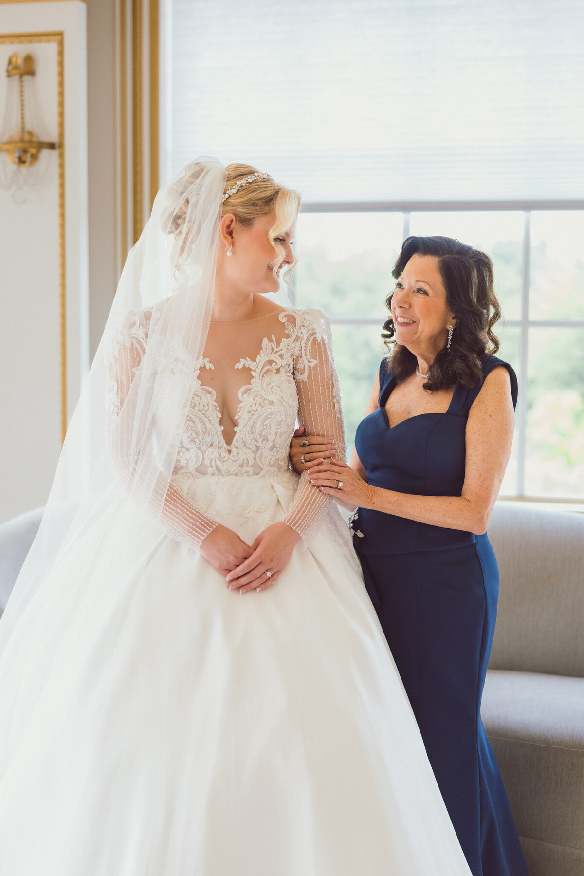 250613-Laura&Alex-Wedding-TheLegacyCastle-PomptonPlains-NJ-Previews-Web-30