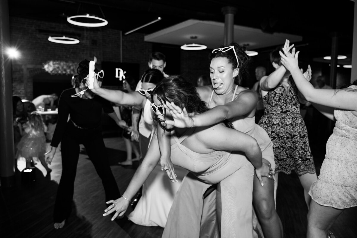 Black and White-208