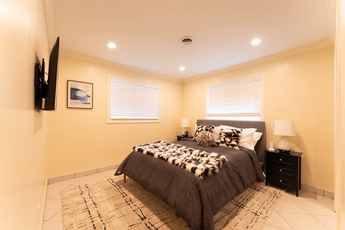 Bedroom 2 (2)