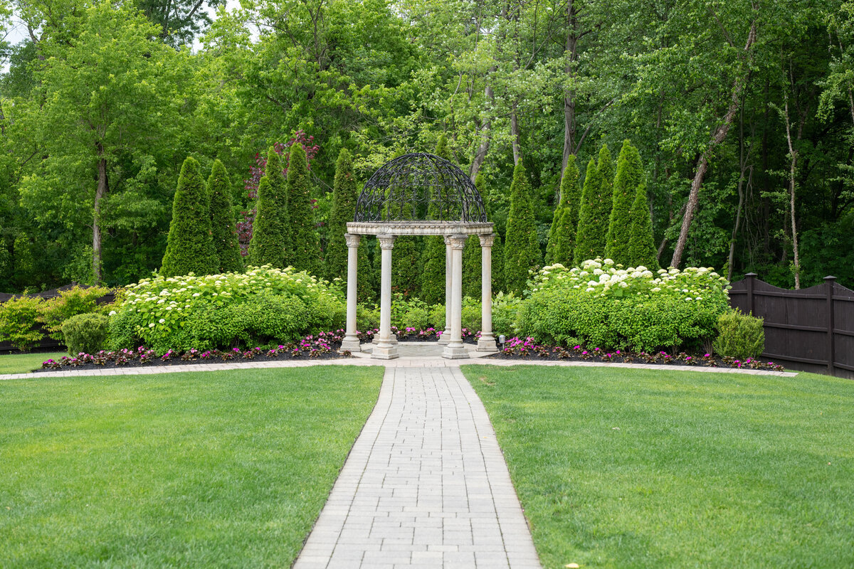 wedding ceremony garden gazebo at hamilton manor nj