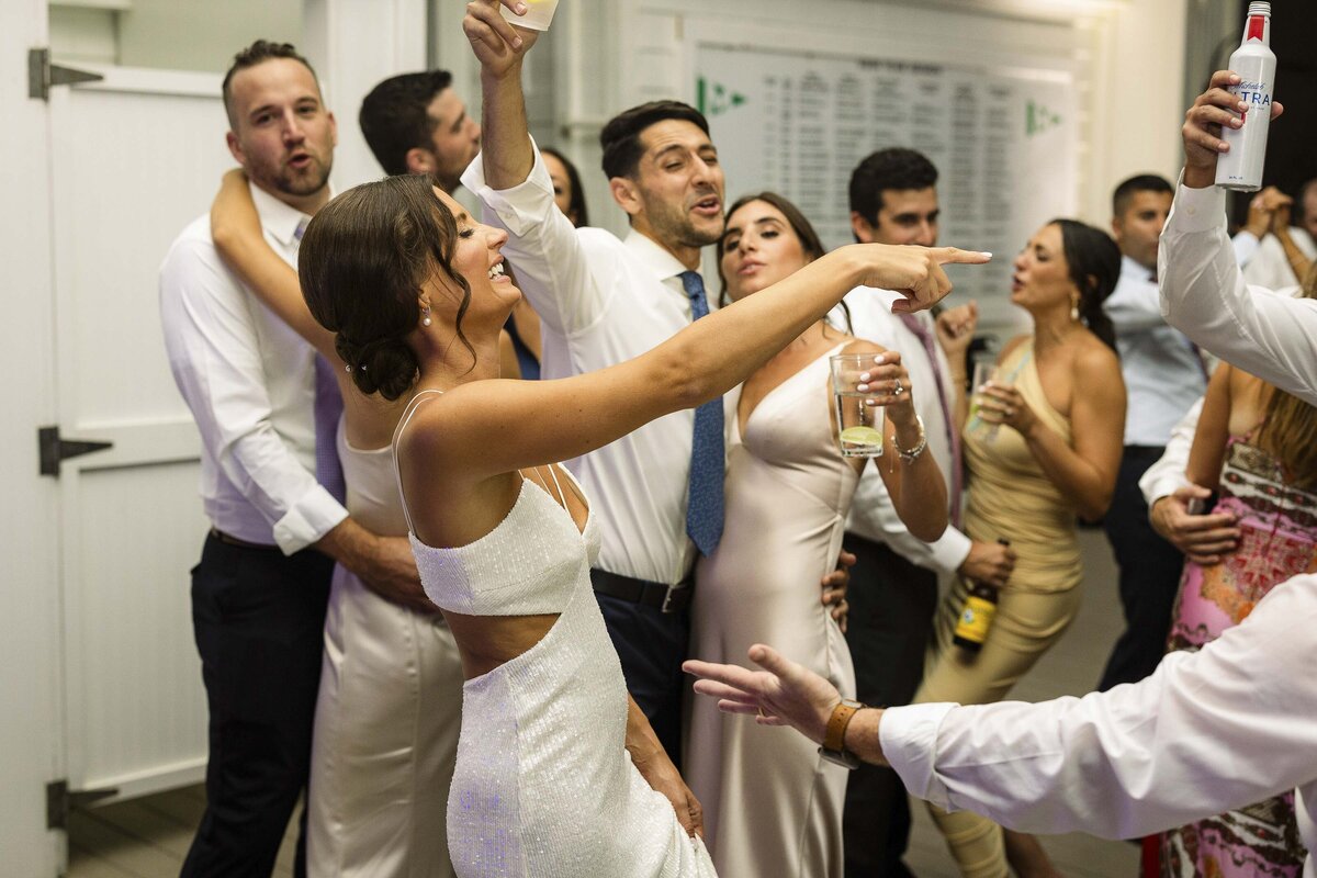 Beach Club Modern Chic Wedding with Touches of Pearl and Gold - Top East Coast Wedding Photography - Ashley Mac Photographs - New Jersey - New York - Connecticut - Rhode Island -74