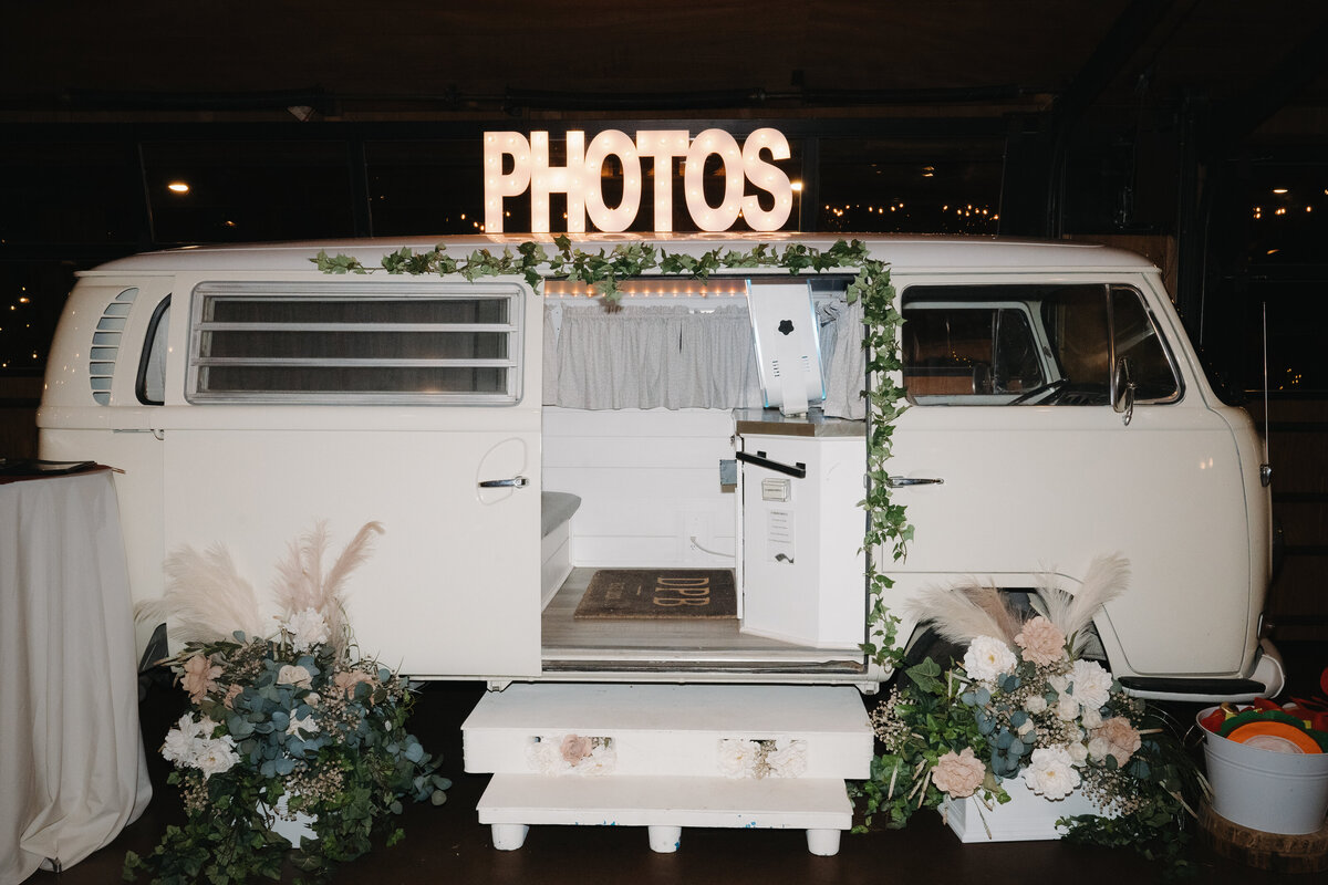Denver-Photobooth-Photo-Booth-VW-Bus-Volkswagen-SunshineSentiments (13)
