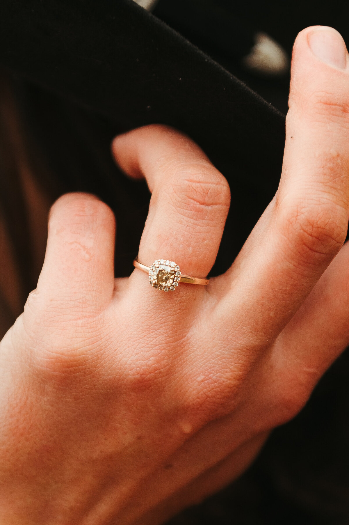 presley-gray-photo-montana-western-style-engagement-4374