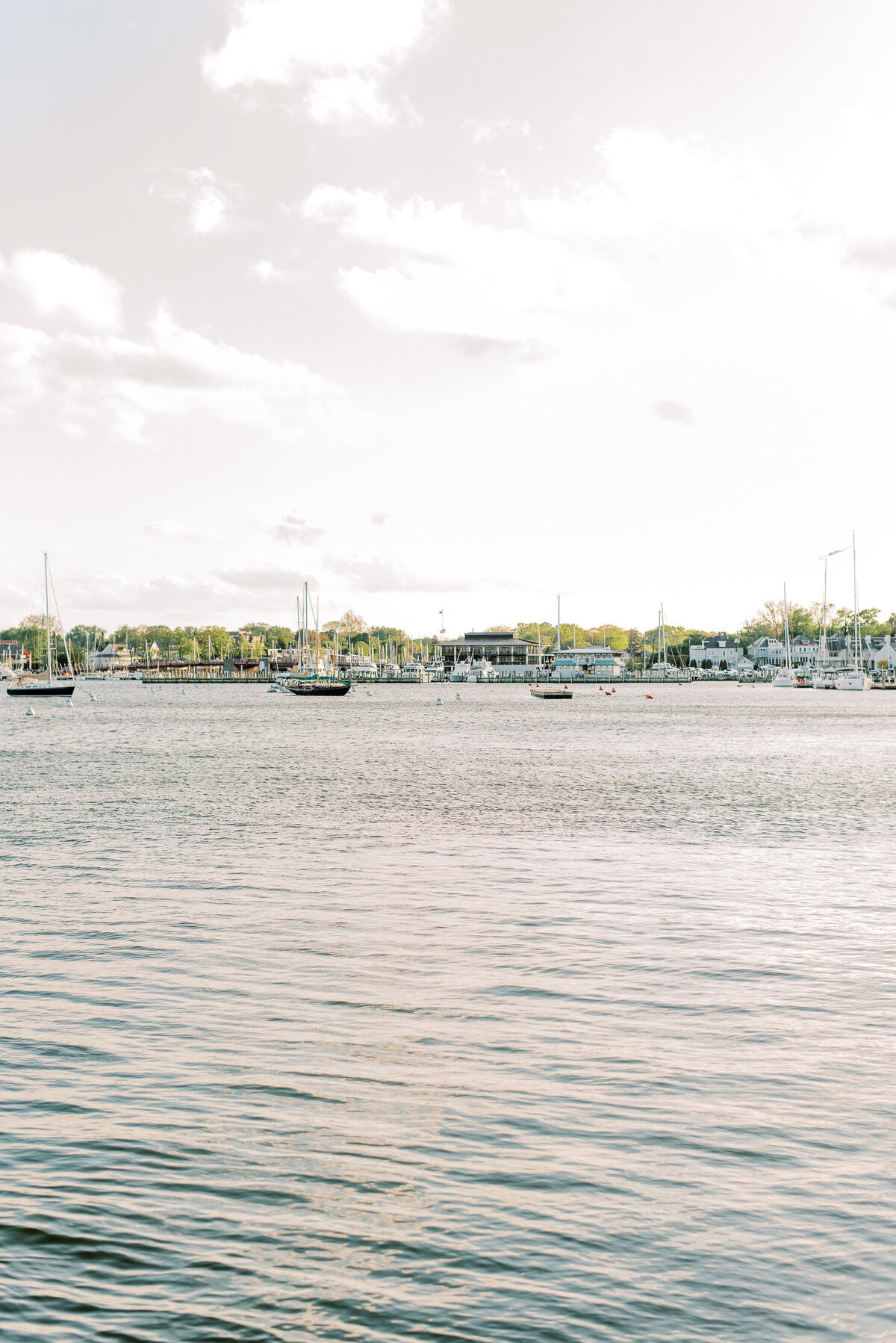 Megan_Harris_Photography_Fine_Art_Downtown_Annapolis_Engagement_Session_Engagement_MeganHarris_Blog (9 of 21)