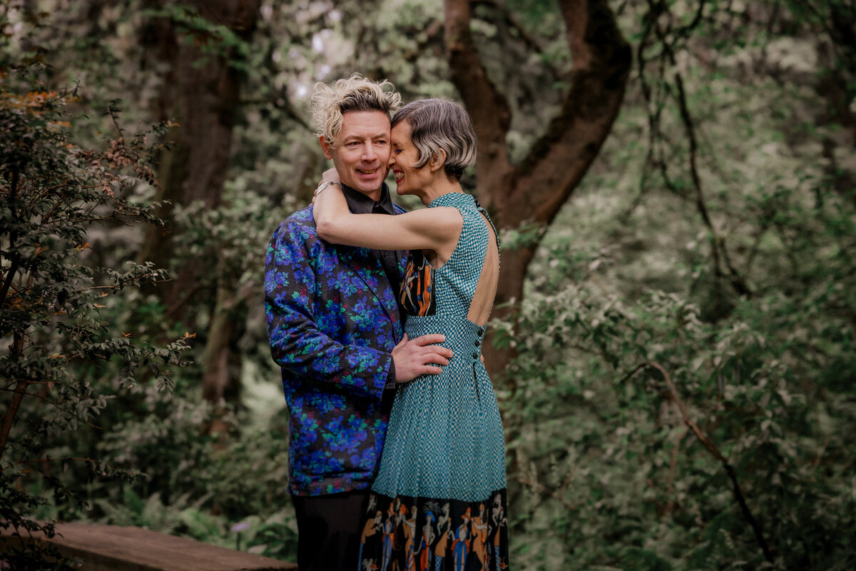 Portland OR Vancouver WA PNW Engagement Wedding Photos Couples Photographer Leach Botanical Garden