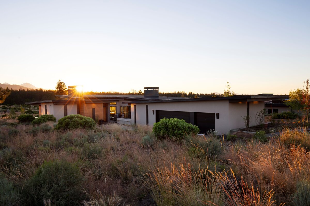 modern-central-oregon-home-exterior-cedar-siding-sunset