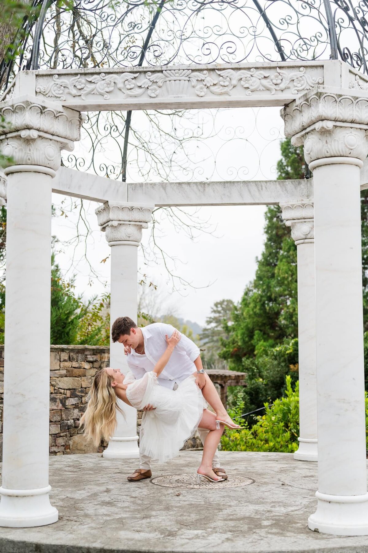 Elli-Row-Photography-Tate-House-Engagement_1628