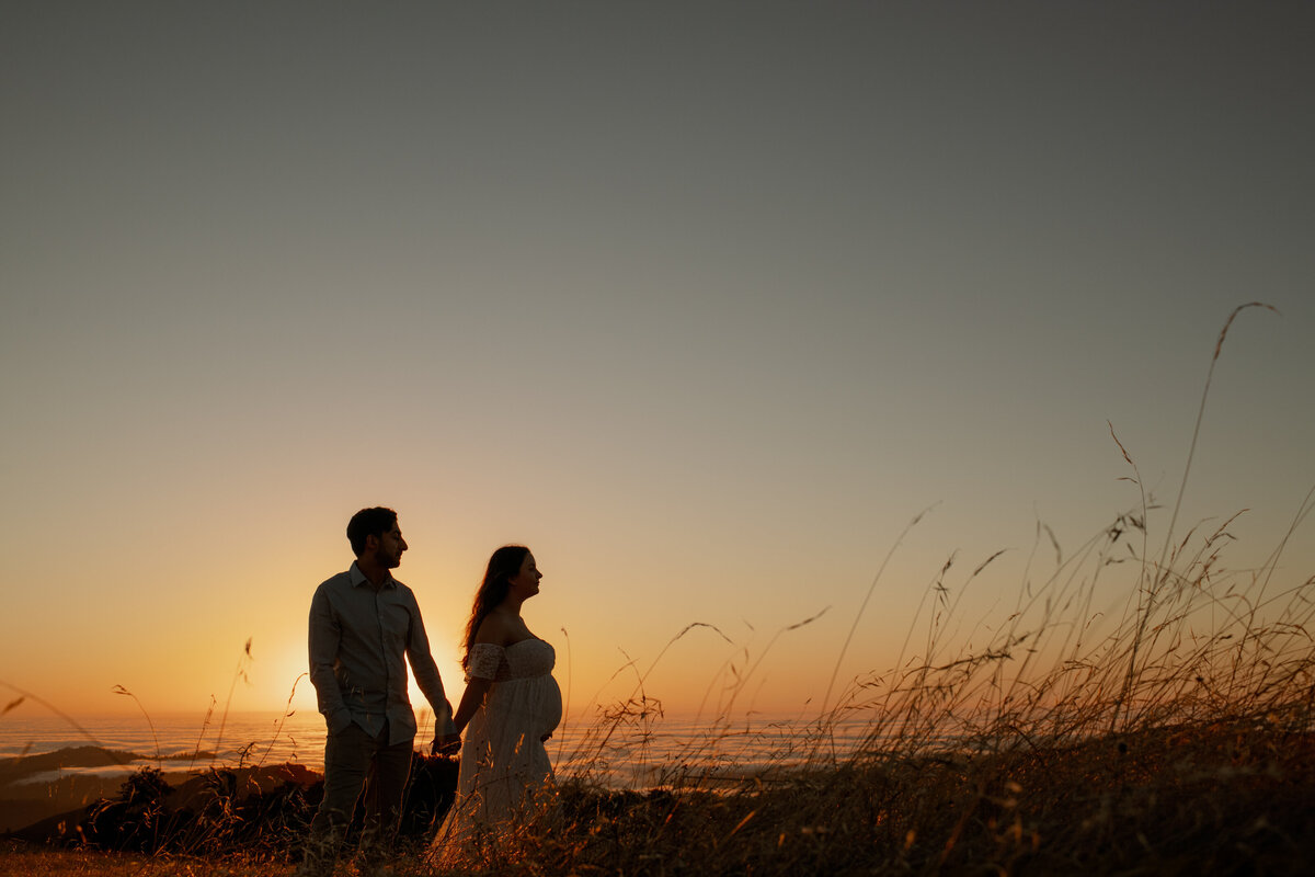 Creative-Maternity-Photography