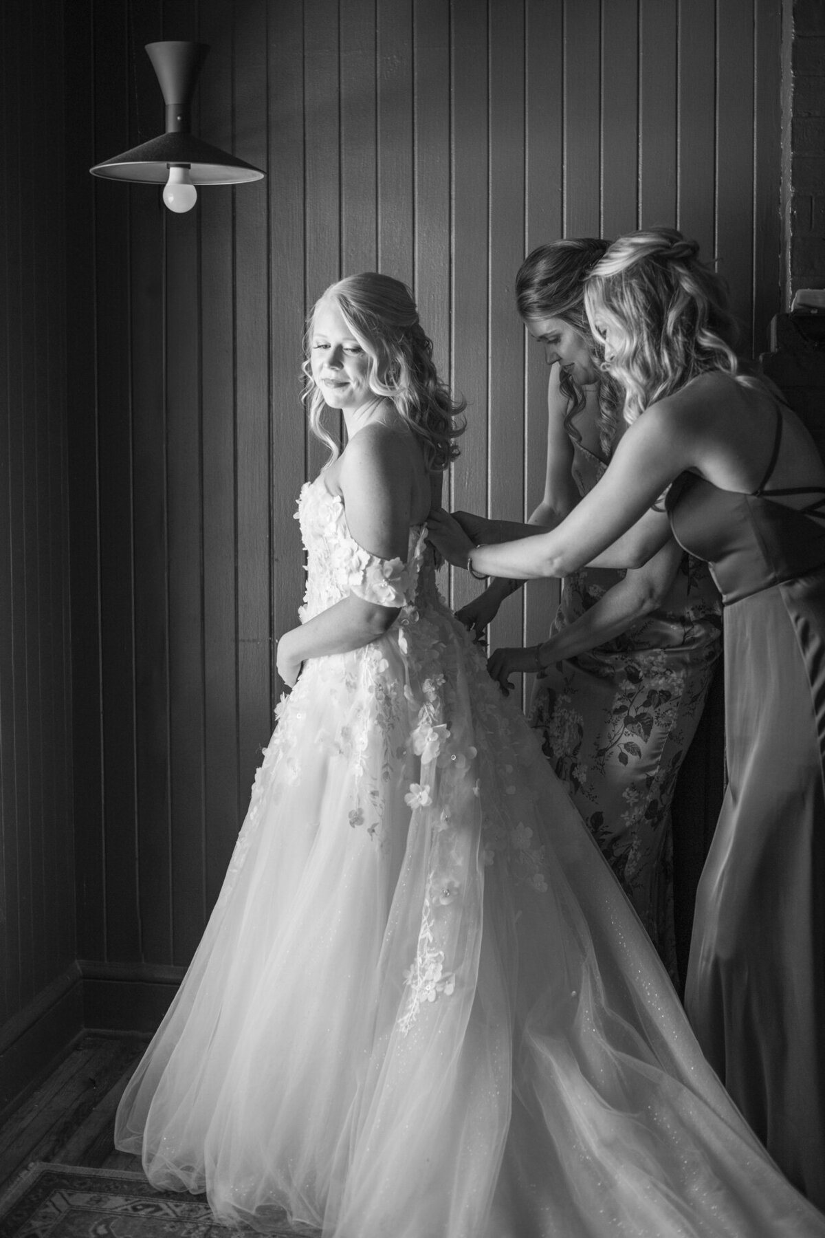 Bride getting ready at Blind Tiger in Asheville