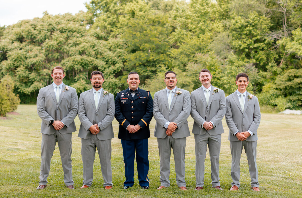 Amber-Grove-Richmond-VA-Wedding-Photography-LL-36