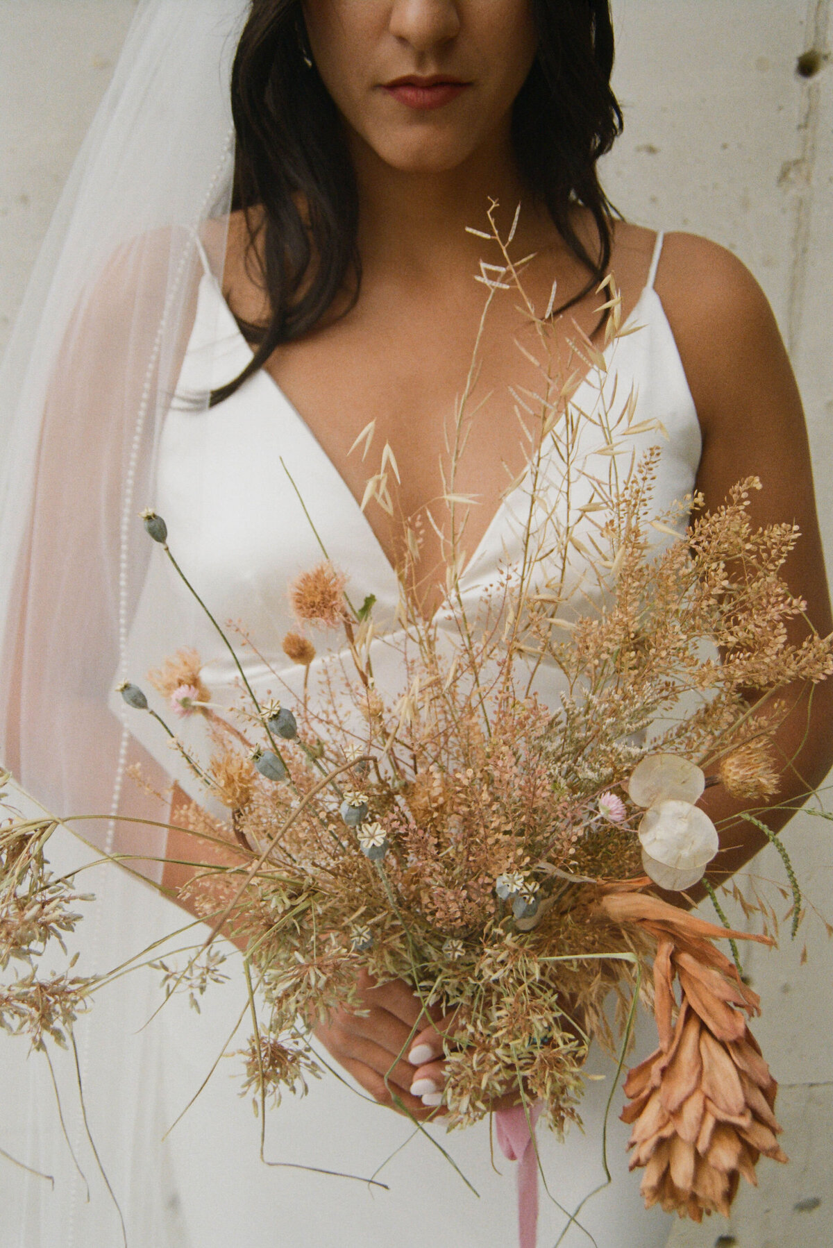 Josh+ElianaGettingReady-304