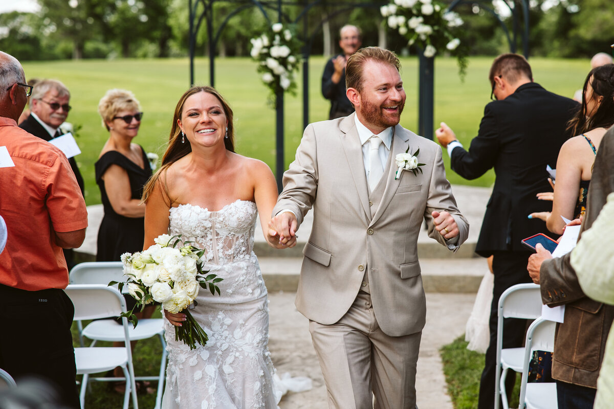 Minnesota-Alyssa Ashley Photography-Holly + Mac wedding-37