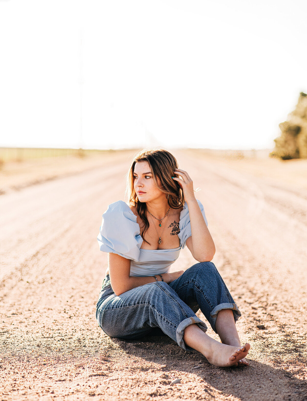 senior pictures in road