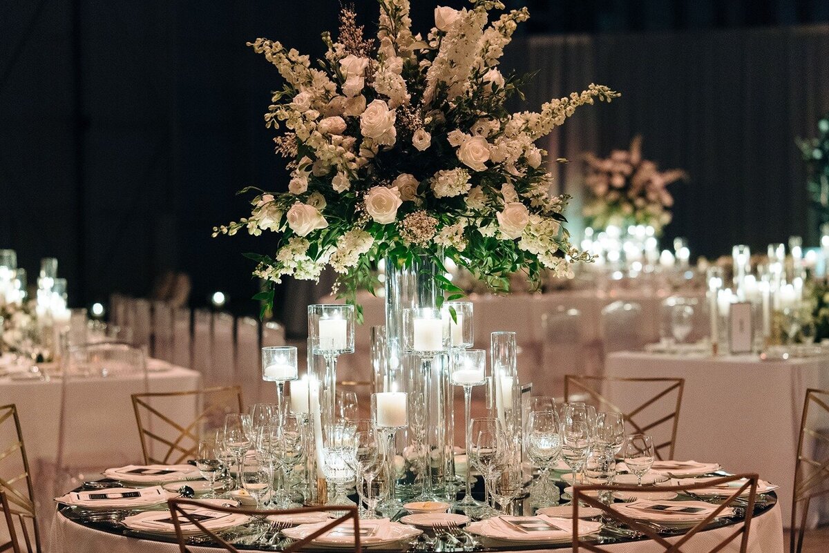 Airplane Hangar-Bermuda-Wedding-Dasfete-13