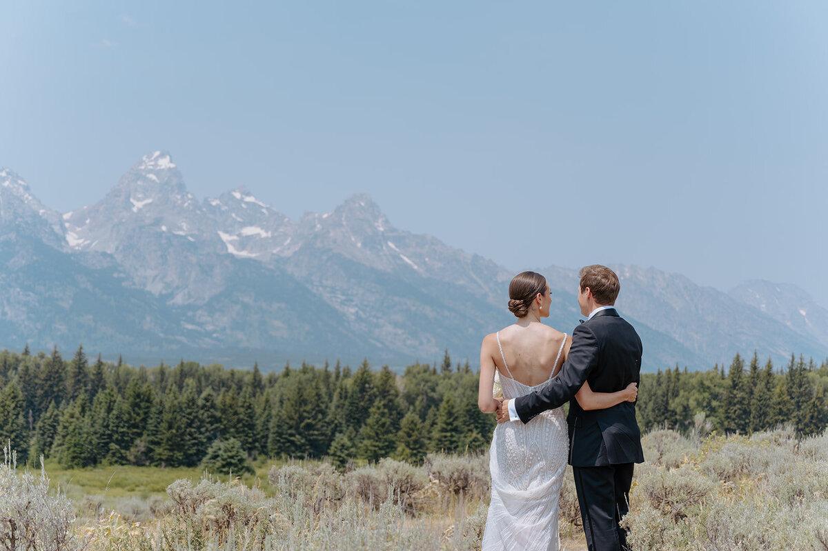 maggie-and-kinsly-diamond-cross-ranch-wedding-111