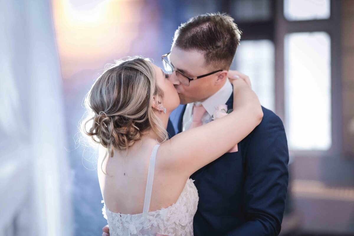SaskatoonWeddingPhotographer-108