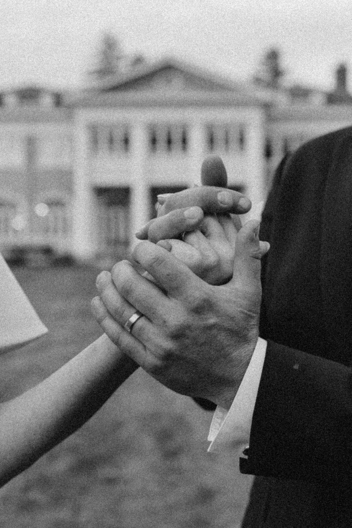 Lehmann-Mansion-Wedding-Photography-by-Megan-Saul-of-Artists-and-Stories (469 of 603)