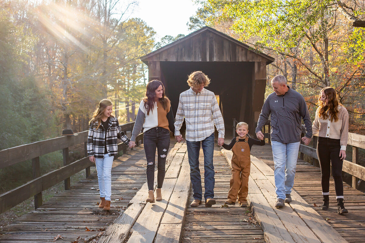 111822_JacksonFamily_sneakpeeks_6_1