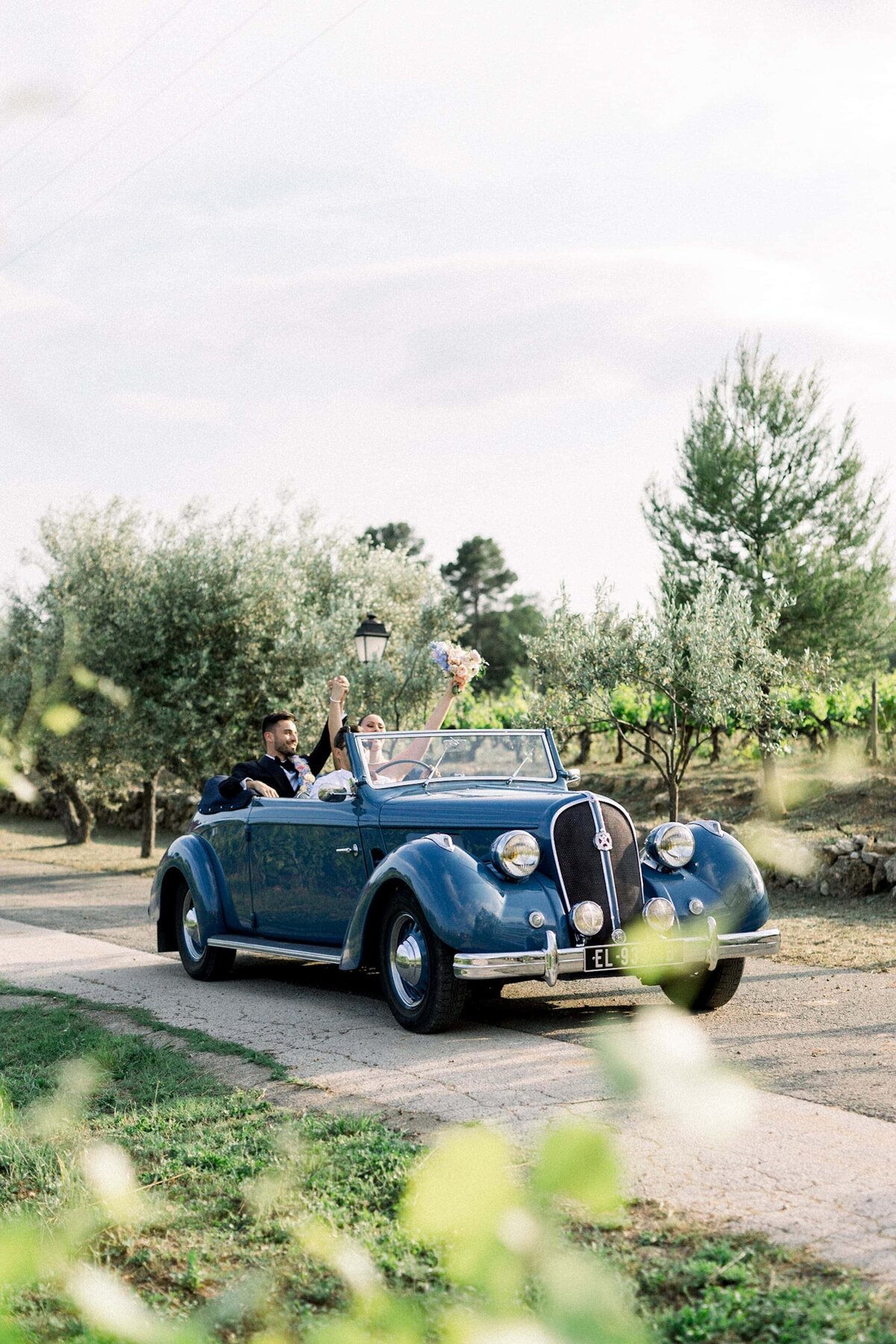 Wed-Love-Provence-wedding-Tom-Sienna-lavender-10
