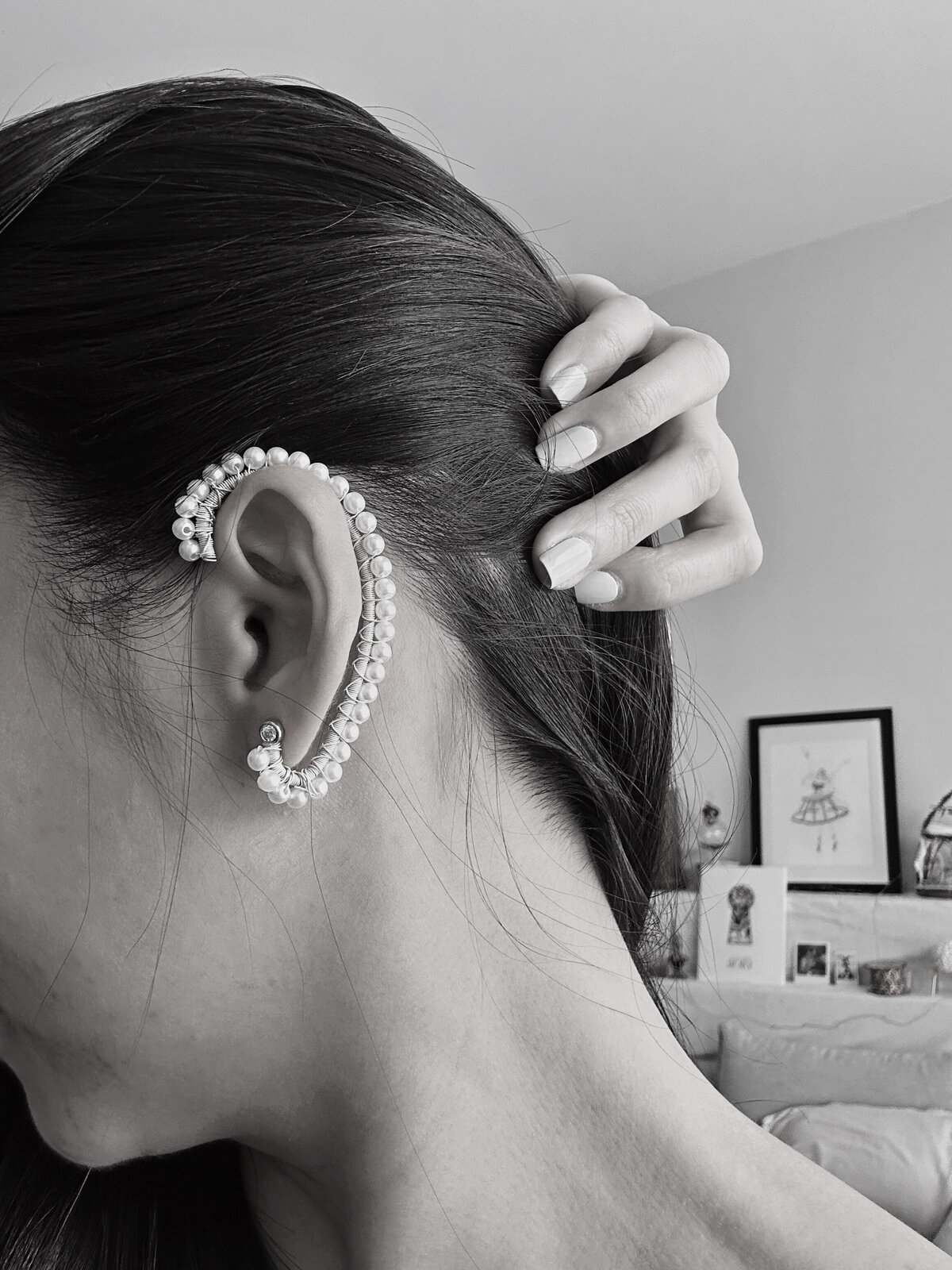 Handmade bridal hair ornament, perfect for adding elegance and charm.