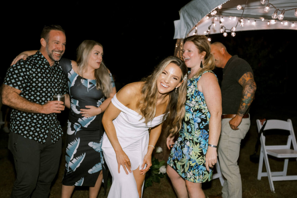 candid-of-people-having-fun