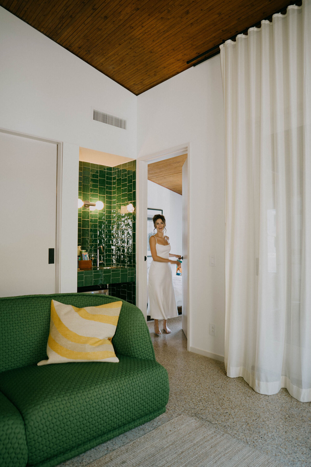 Emily&AustinGettingReady_AustinWeddingPhotographer_HereaferFilms-114