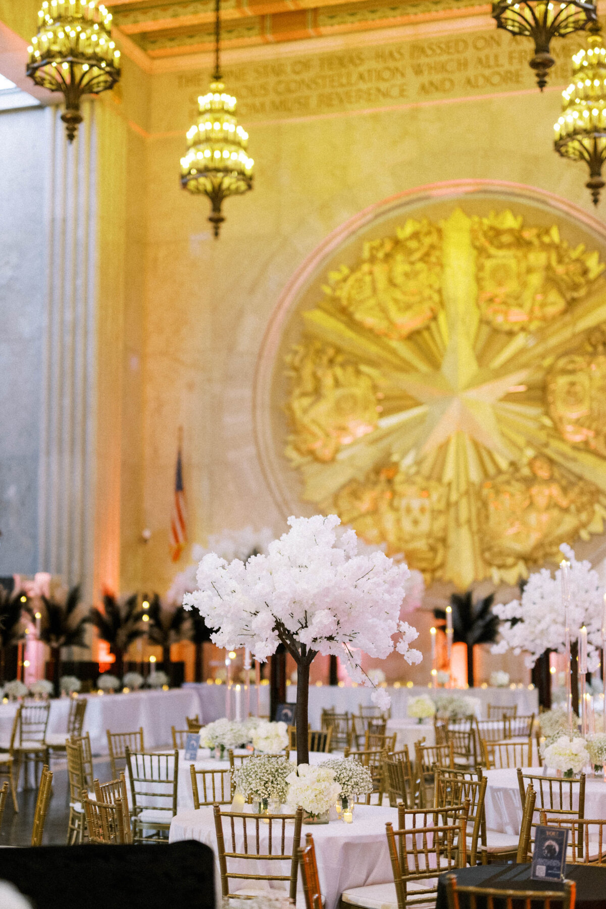 hall-of-state-wedding-reception-decor