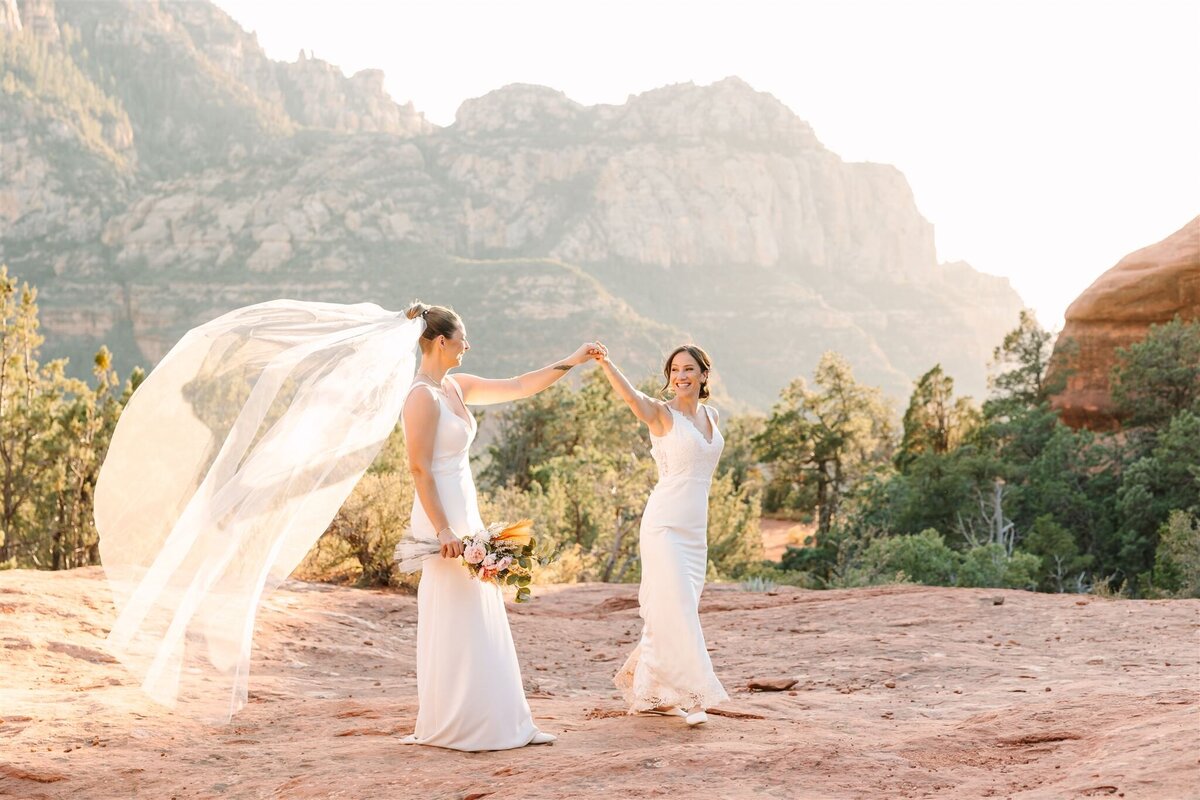 LGBTQ_sedona_wedding_elopement_photographer22