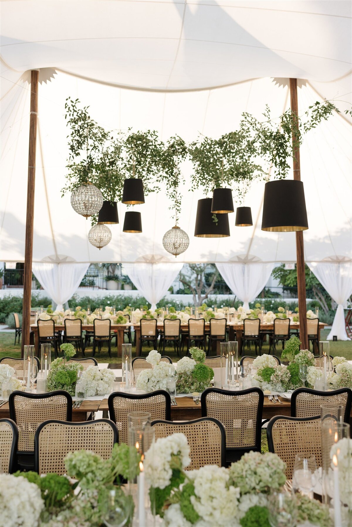 Lyndy Dustin-Details-25