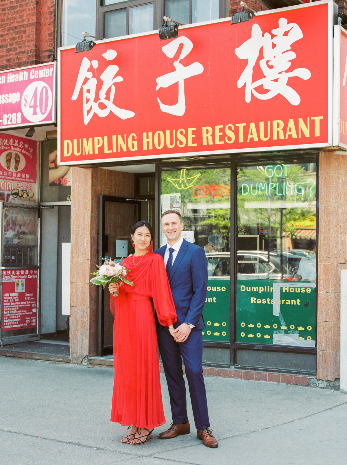 Gillie Bird Photography Toronto Canada Destination Wedding Photographer Weddings Engagement Elopement Families Family Bright Bold True to Life Color Colour 35mm 120mm Super 8mm film _i-antibride-37