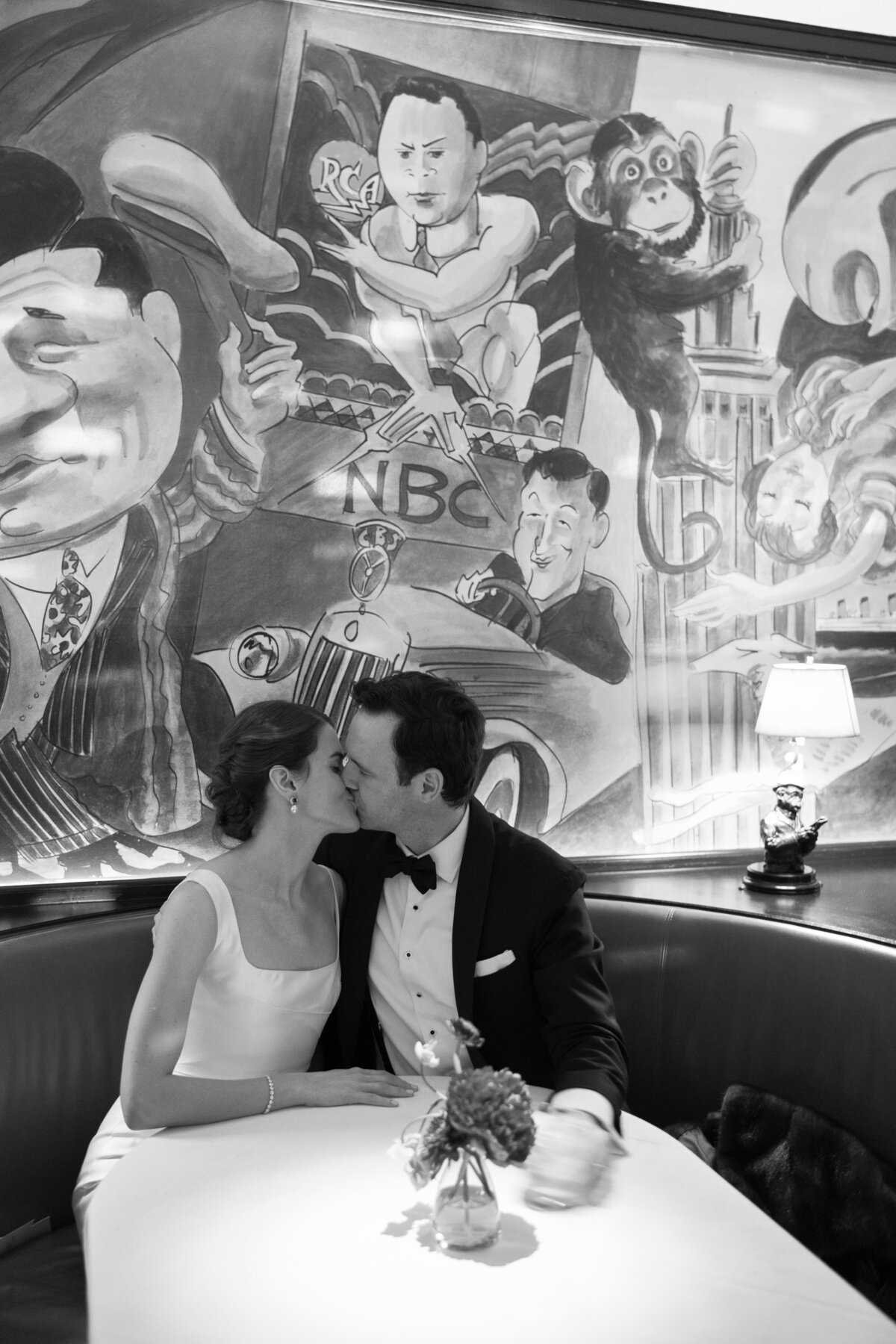 university-club-nyc-winter-wedding-party324