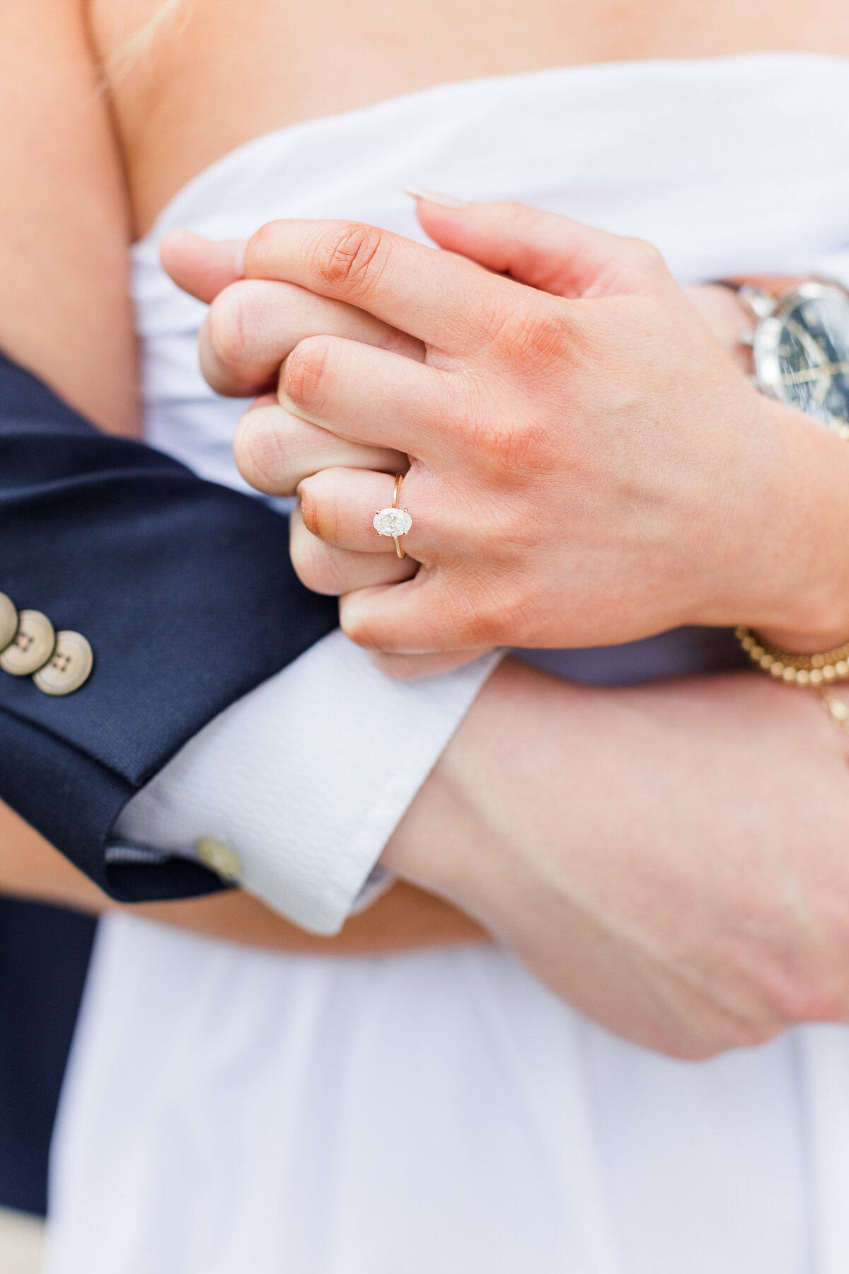 isabel and zach engagement sneak peeks . Bella Faith Photography 24