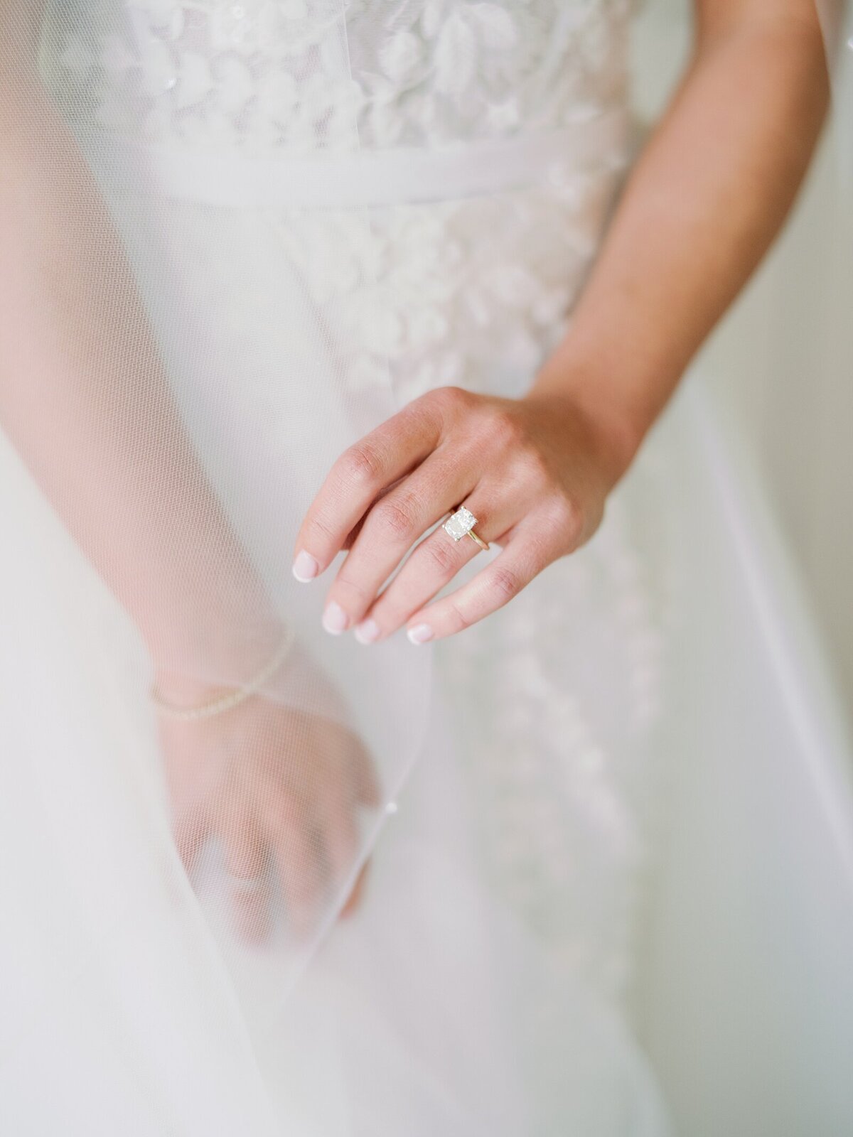 Oak-pointe-country-club-wedding_1281