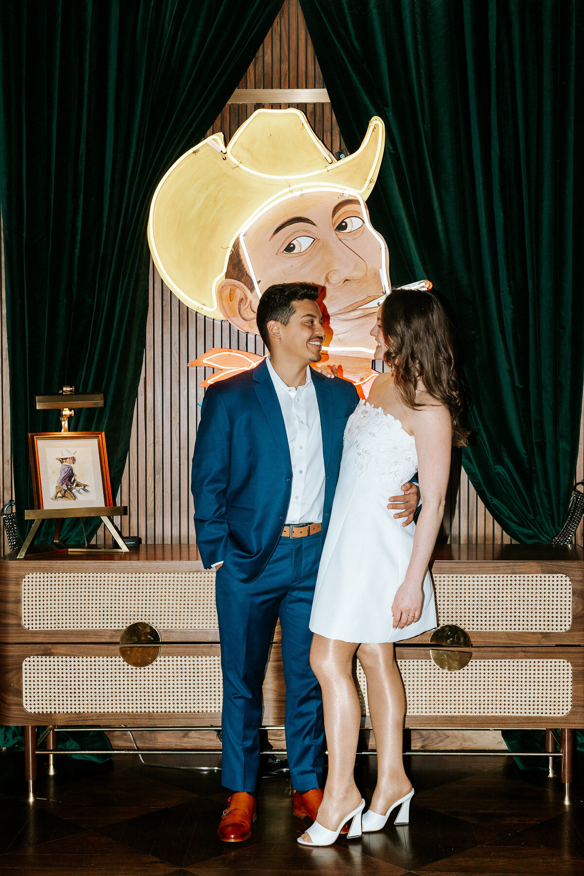 hotel swexan creative editorial engagement photos downtown dallas-18-kaitlin-jeancarlo