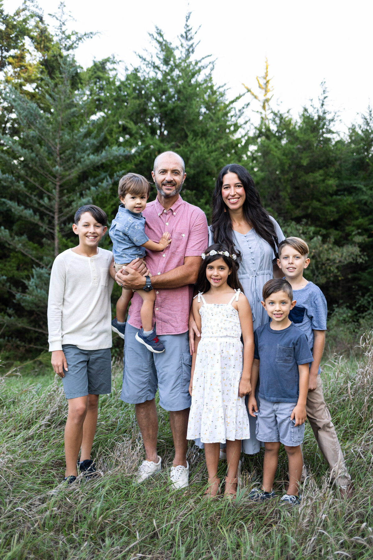 Kansas_City_Family_Photography_pines_smiling_family-1