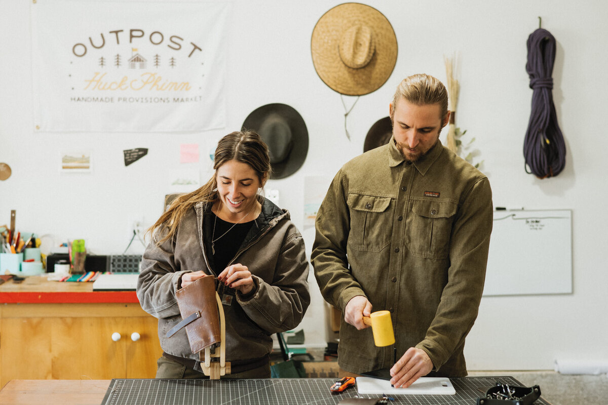 Small-Business-Brand-Photography-Huck-Phinn-Leather-Jess-Rankin-12