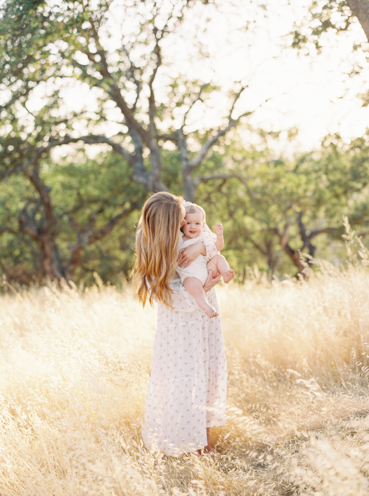 Megan Kawahara Photography San Jose Bay Area California Motherhood Newborn Family Lifestyle Womans Photography Images Portraits Light Airy Film Photos MKPhotography_ForsythFamily-95