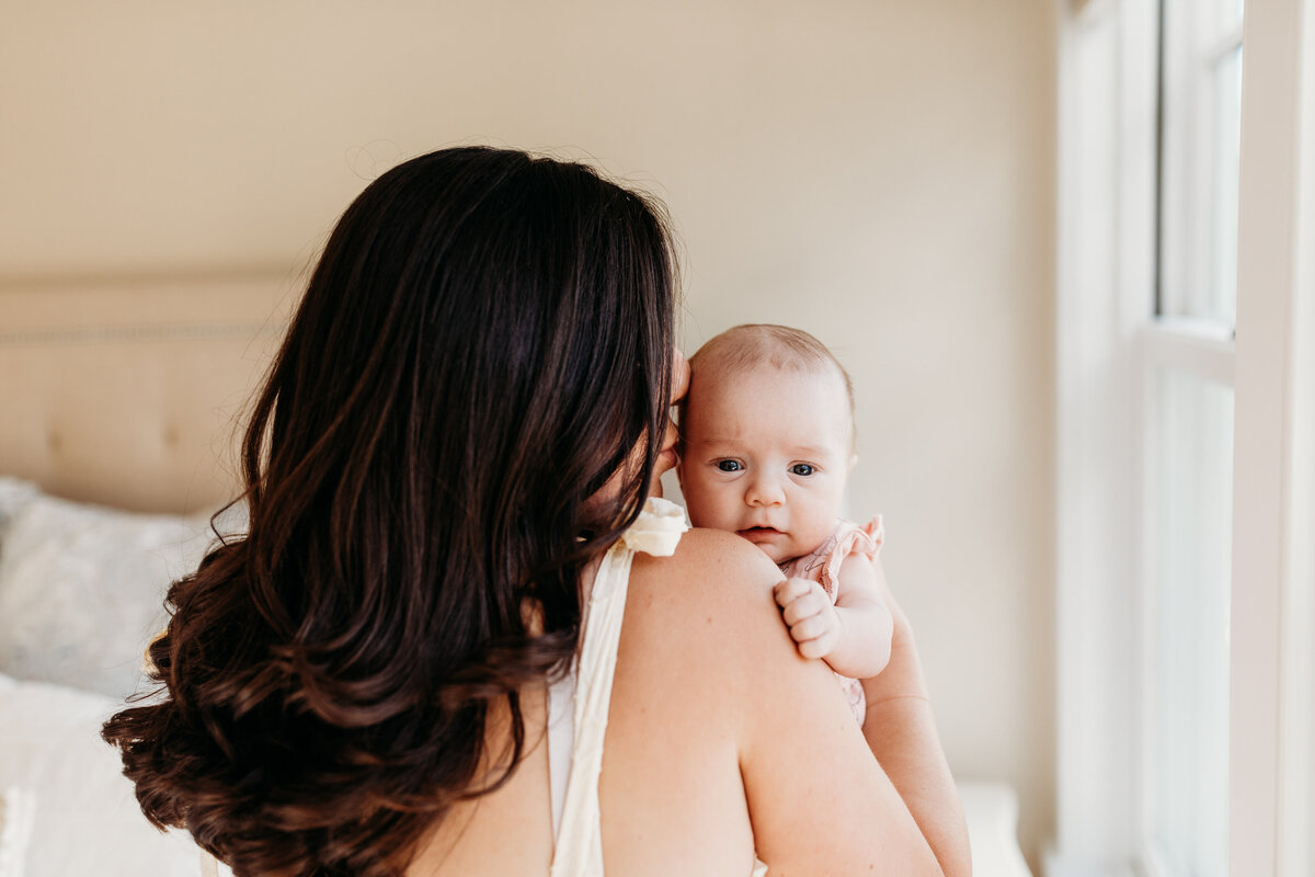 New_Hampshire_Lifestyle_Newborn_Photographer-20