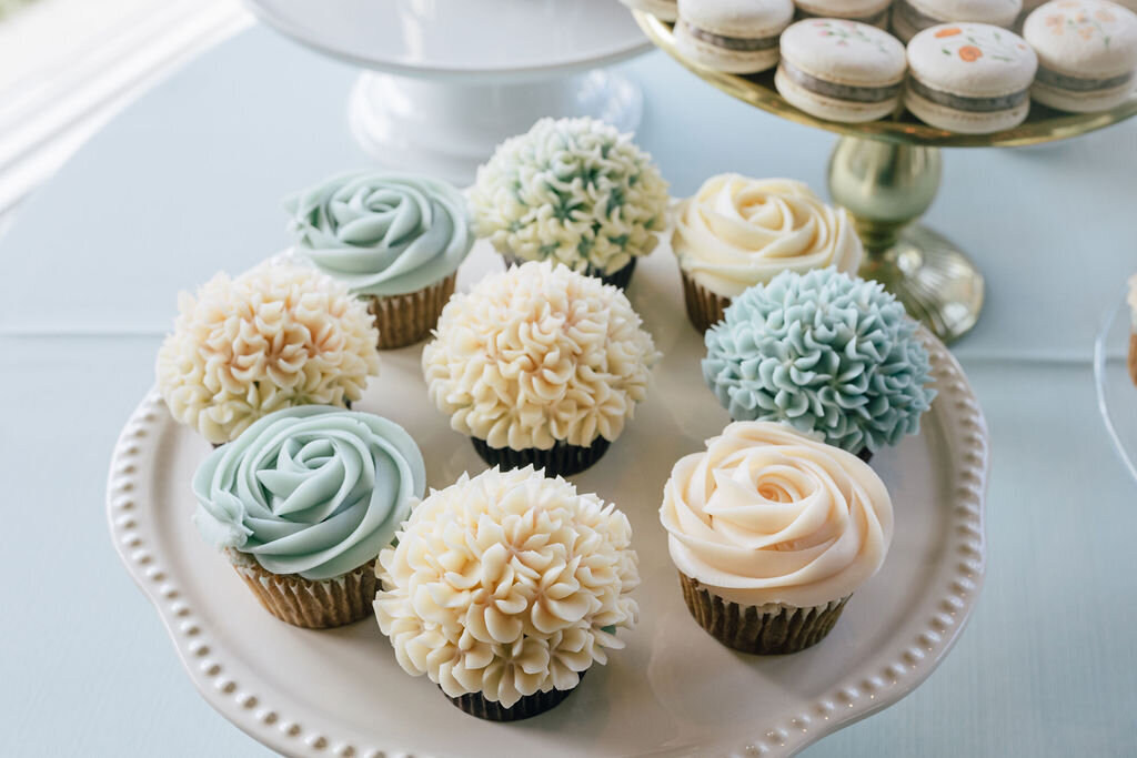 Winter Park Racquet Club bridal shower by Party Perfect Orlando casey-bridal-shower-jessica-friend-photo-1055