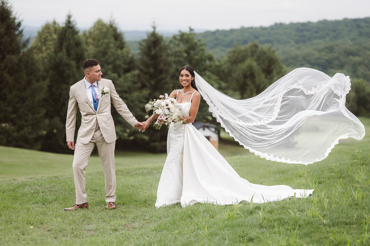 flying-veil-shot-at-the-skyview-golf-club-by-suess-moments