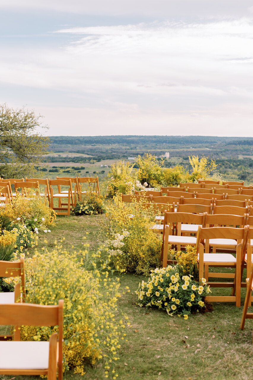 14-colorful-ranch-wedding-max-owens-design