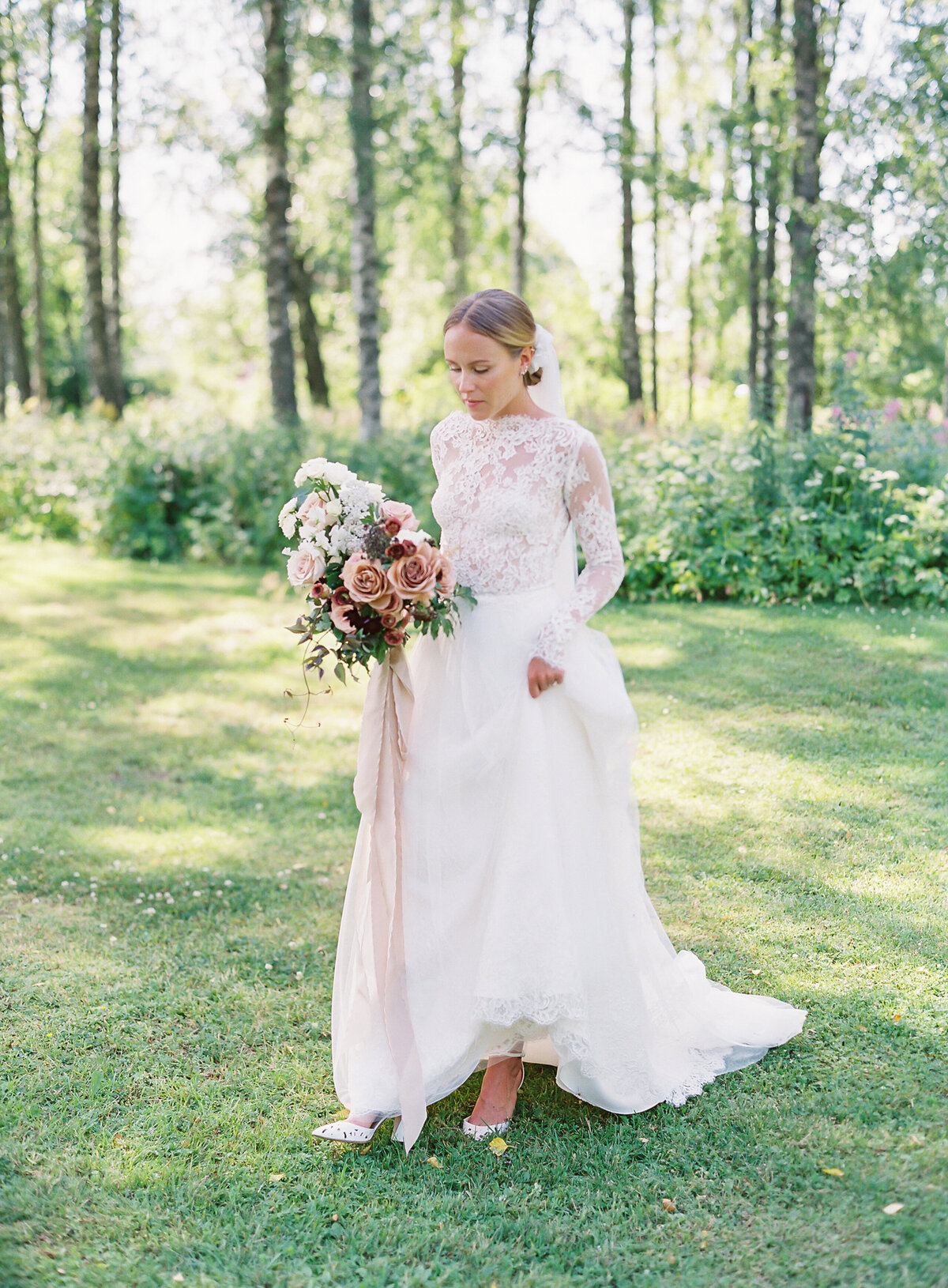 Vicki_Grafton_Photography-Finland_Wedding-Destination Luxury Fine Art Film Photographer Bride Martha Stewart29