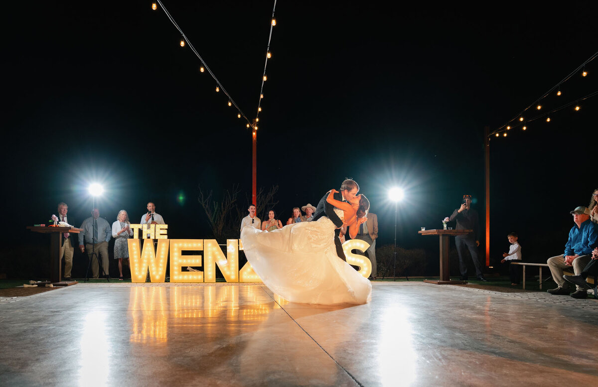 Phoenix wedding venue The Paseo Arizona outdoor wedding image