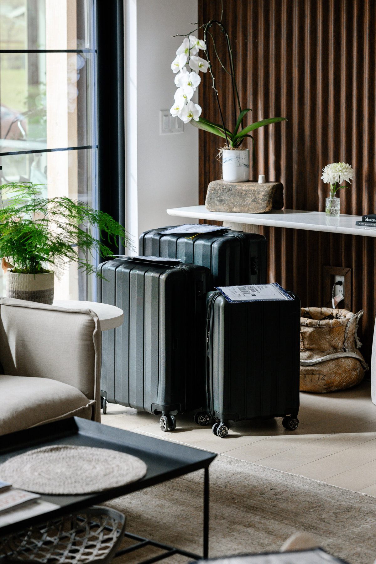 Luggage Forward (129)