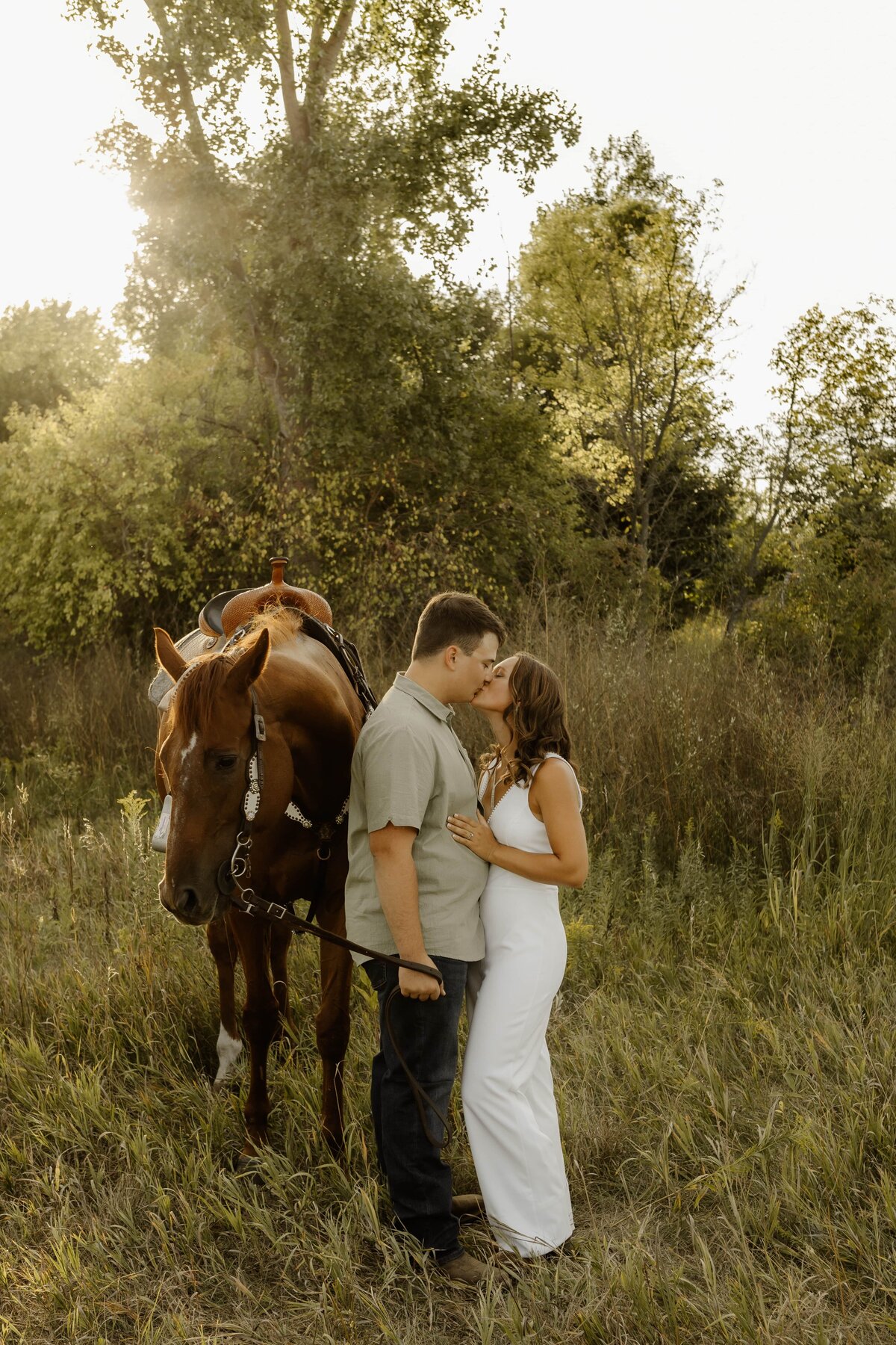 iowa-engagement-with-horses-19