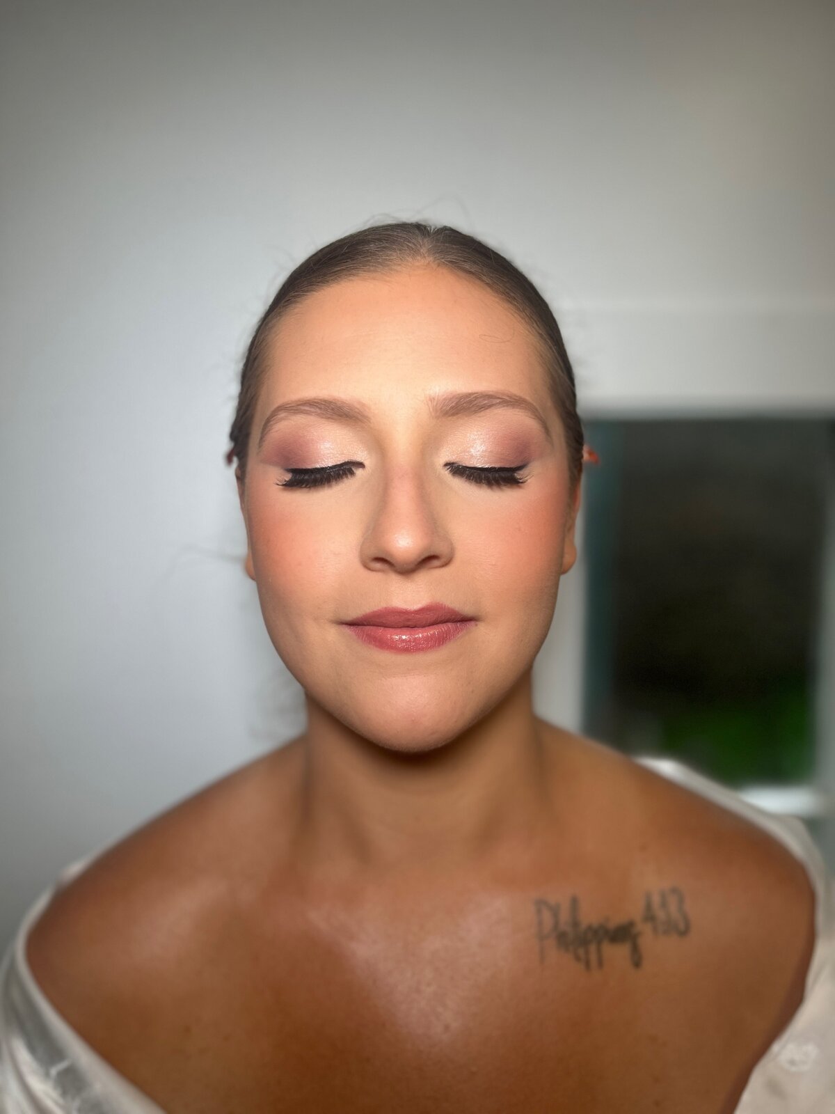 Facetune_29-06-2024-19-38-39