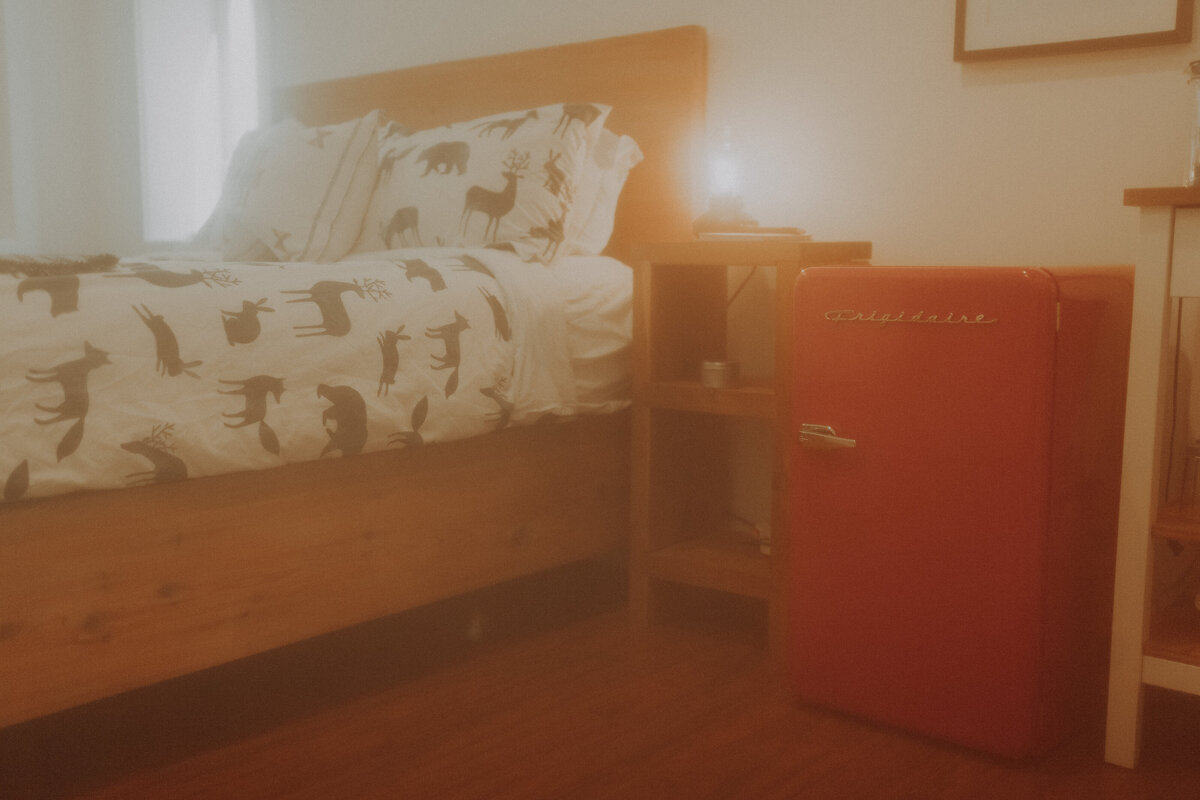 Sleepy Bear Guest House Airbnb Photography Session Ucluelet British Columbia 45572
