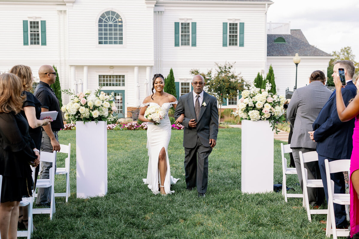 Heritage-Hunt-Golf-Country-Club-geinesville-virginia-wedding-photography-romantic-timeless-joyful-223