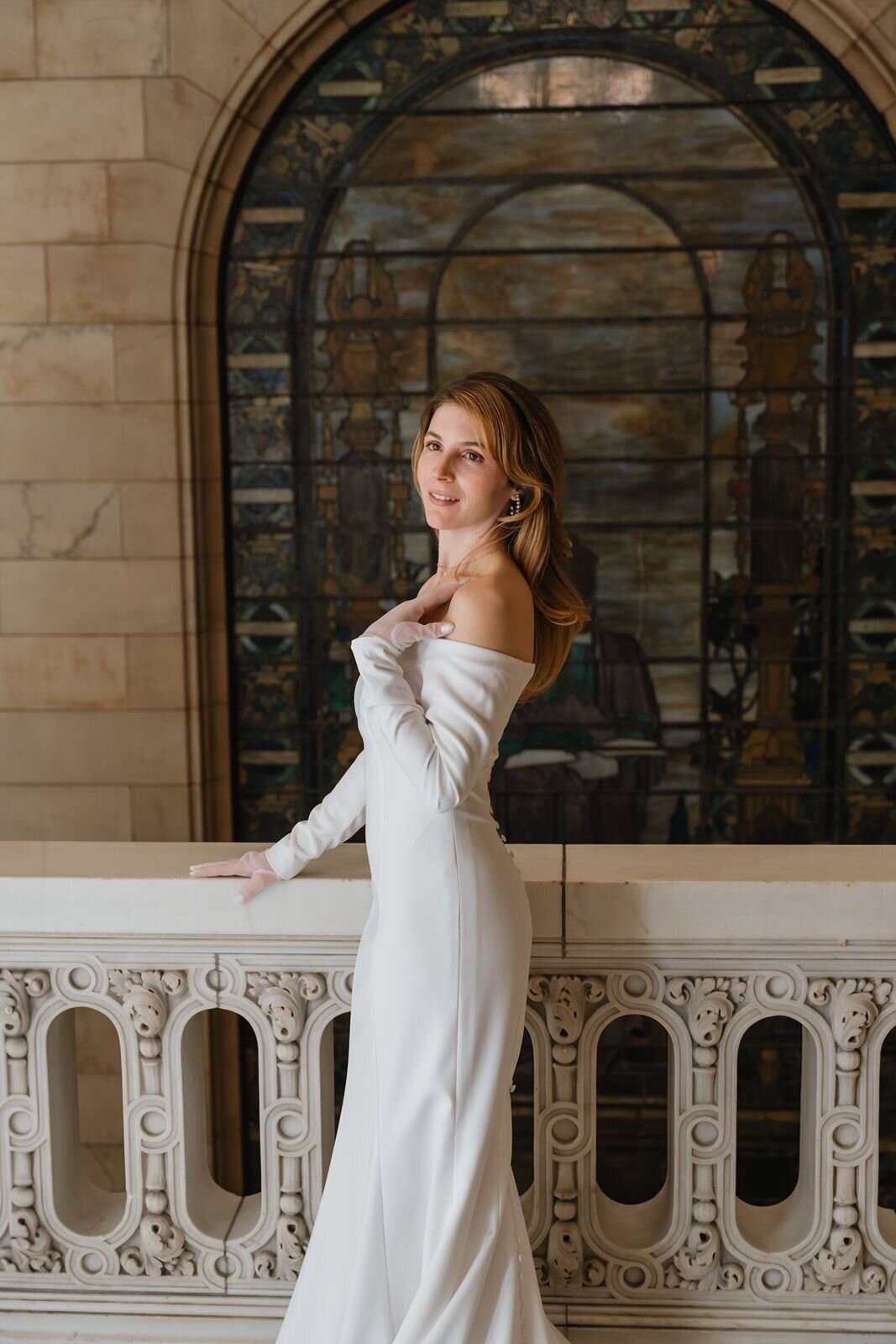 old-courthouse-wedding-photos
