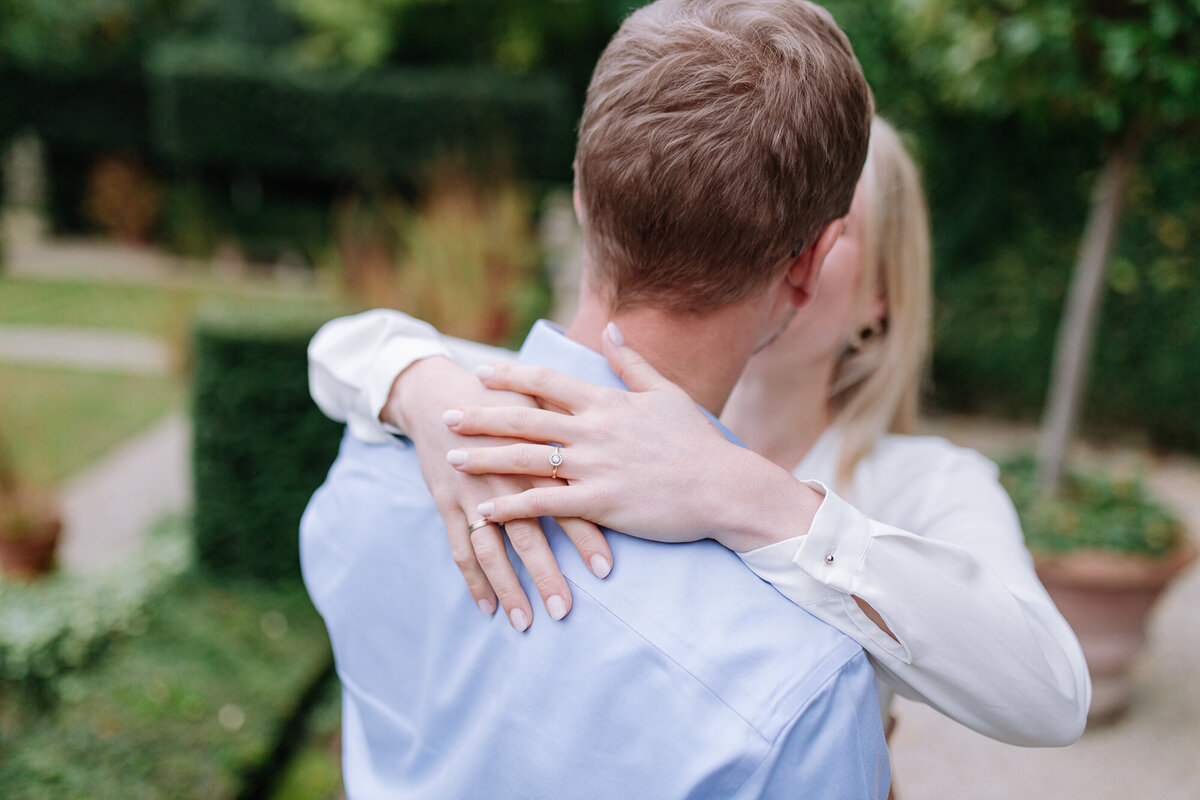 photographe-couple-tours-seance-photo-couple-37-touraine-entre-nous-photographie-20241104 (6)